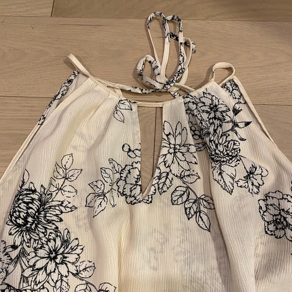 Nordstrom Lush Light Blush Tank with Black Flowers - Picture 3 of 3